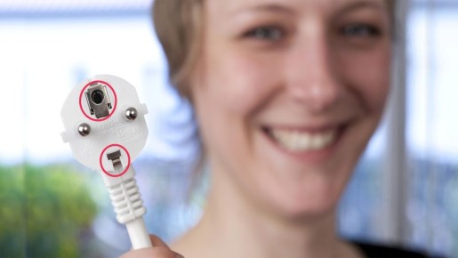 Вырезы в электровилке сделаны неспроста: лишь 20% людей знают зачем