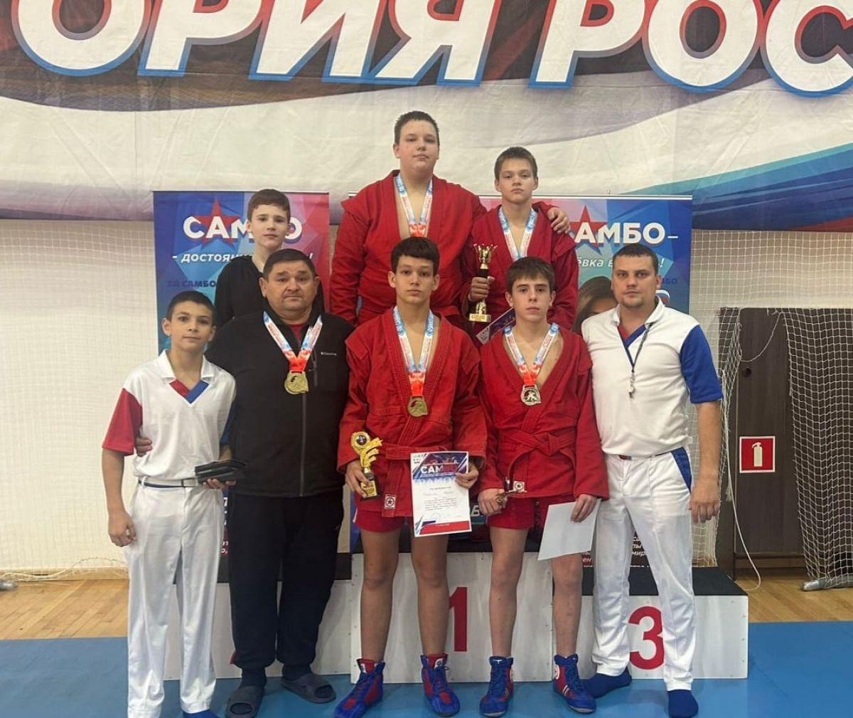 Алтайские самбисты успешно выступили на Мемориале Александра Бородина в Северске