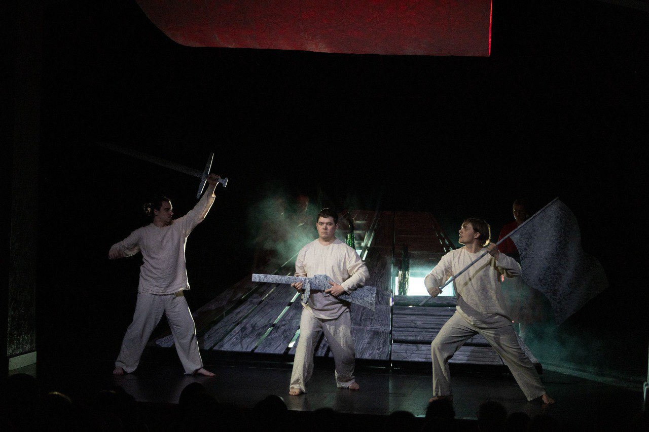 Алтайский театр кукол «Сказка» завоевал диплом на IV Открытом фестивале театров кукол «Патриот» Алтайский театр кукол «Сказка» завоевал диплом на IV Открытом фестивале театров кукол «Патриот»