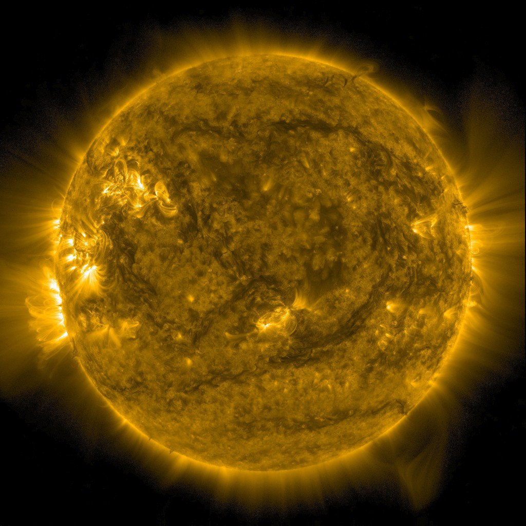 Сильные магнитные бури обрушились на Землю сегодня ночью
