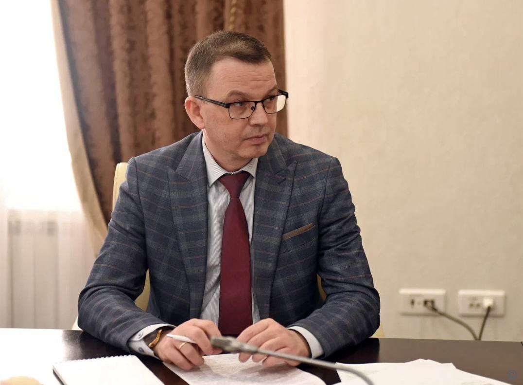 Готовность дорожного комплекса в зимний период обсудили в администрации города Готовность дорожного комплекса в зимний период обсудили в администрации города