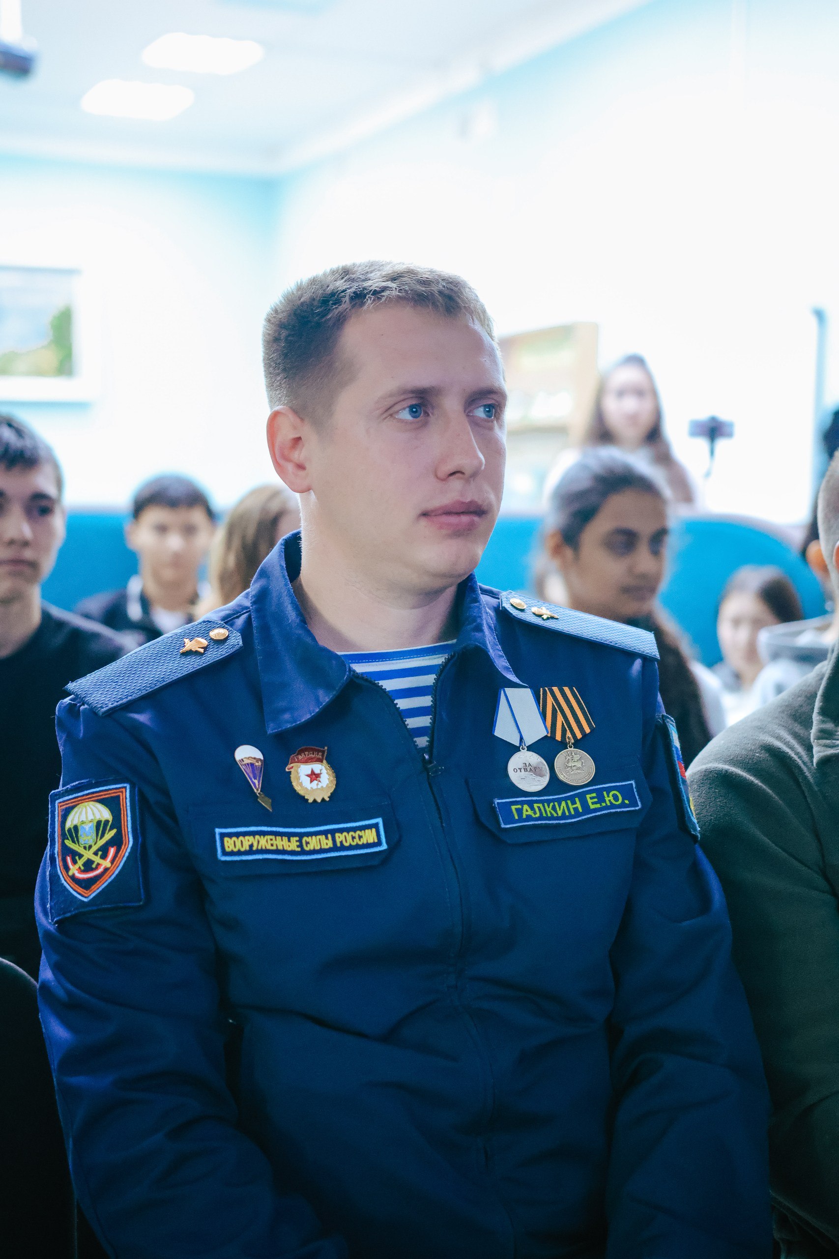 В Алтайском медуниверситете прошла встреча студентов-медиков с ветеранами СВО В Алтайском медуниверситете прошла встреча студентов-медиков с ветеранами СВО