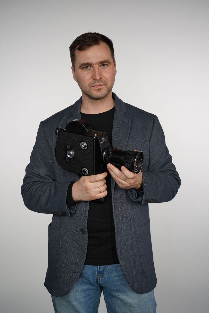 Наши коллеги, корреспонденты телеканала "Толк", вошли в шорт-лист XVII Всероссийского конкурса "СМИротворец-2025" Наши коллеги, корреспонденты телеканала "Толк", вошли в шорт-лист XVII Всероссийского конкурса "СМИротворец-2025"