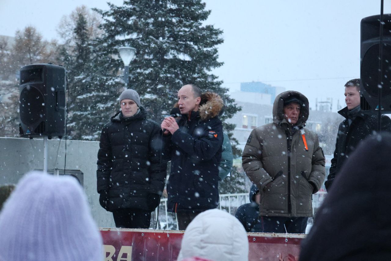 Фото снежного митинга от Кати Смолихиной Фото снежного митинга от Кати Смолихиной