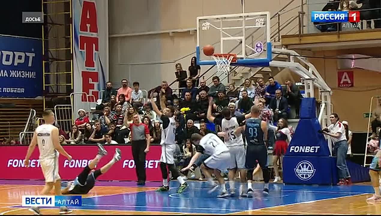 Почему барнаульские хоккеисты никак не могут «набрать высоту» и что ждёт в Тюмени волейбольную дружину Ивана Воронкова?