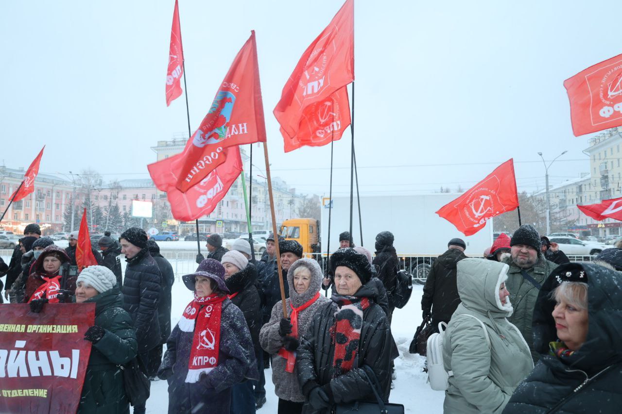 Фото снежного митинга от Кати Смолихиной Фото снежного митинга от Кати Смолихиной