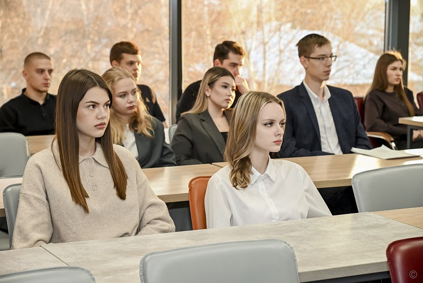 Анализируют и предлагают: какие темы поднимают участники конференции «Молодёжь — Барнаулу» Анализируют и предлагают: какие темы поднимают участники конференции «Молодёжь — Барнаулу»