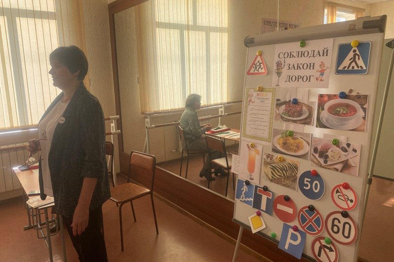 Мастер класс по изготовлению световозвращающих брелоков провели в детской школе искусств в Благовещенском районе Мастер класс по изготовлению световозвращающих брелоков провели в детской школе искусств в Благовещенском районе