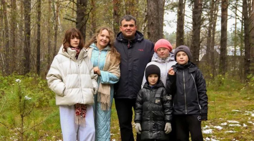 Двое жителей Барнаула нашли счастье в многодетности