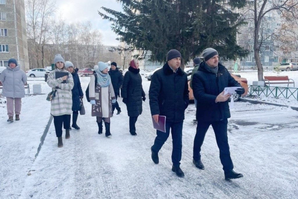 В Индустриальном районе прошла приемка дворовых территорий после благоустройства