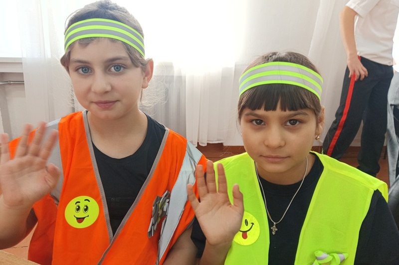 Госавтоинспекция Михайловского района организовала акцию «Засветись» Госавтоинспекция Михайловского района организовала акцию «Засветись»