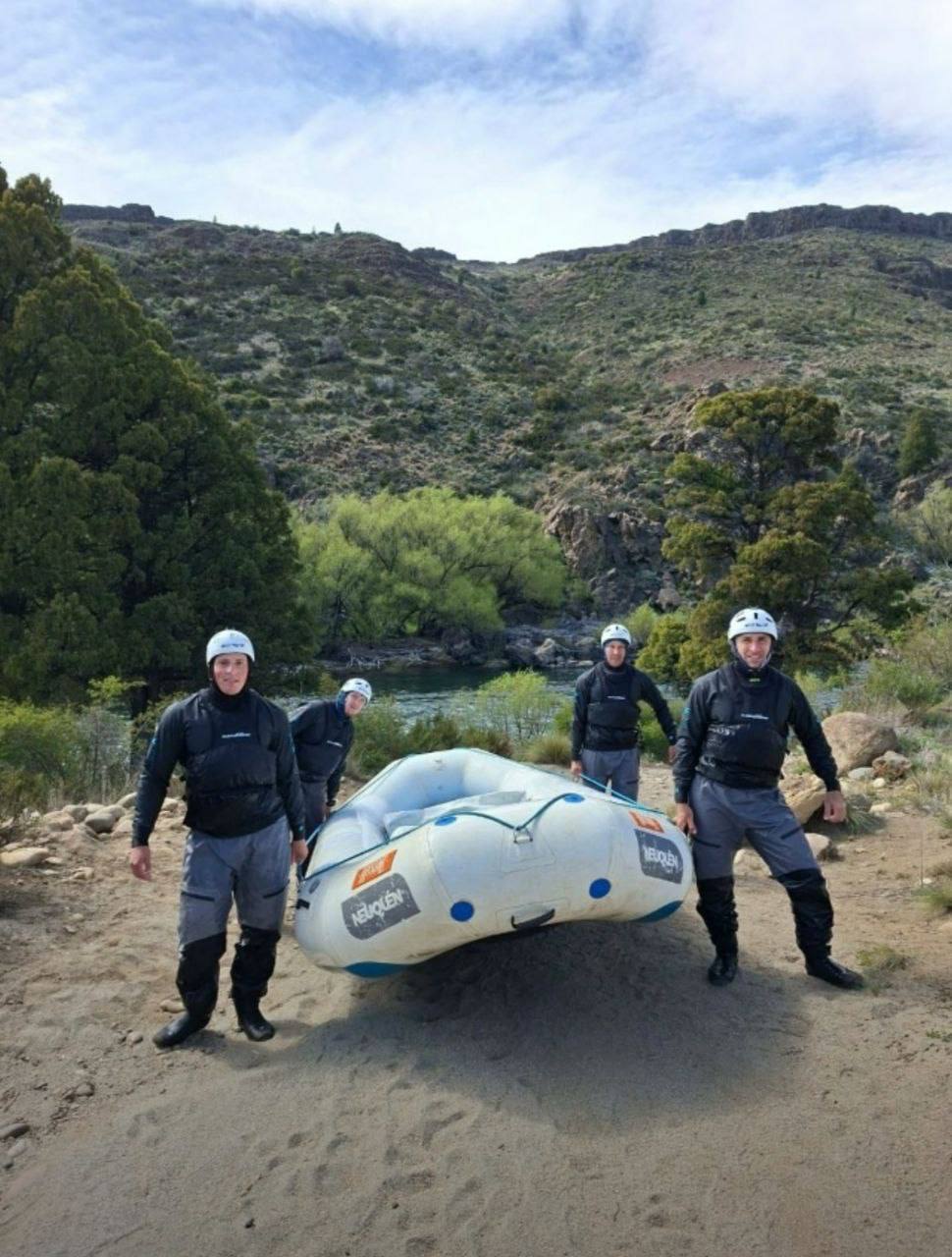 Команда Горно-Алтайского госуниверситета завоевала серебро на чемпионате мира по рафтингу в Аргентине