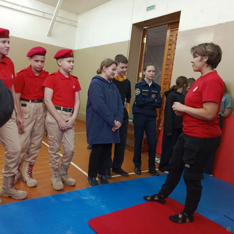 Навыки оказания первой помощи освоили барнаульские школьники Навыки оказания первой помощи освоили барнаульские школьники