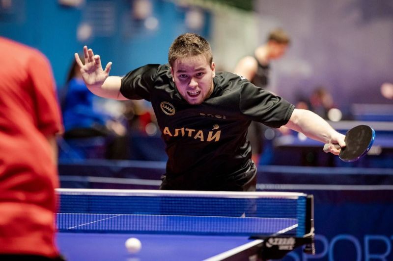 Алексей Перфильев стал серебряным призёром юниорского первенства России среди спортсменов до 22 лет в парном разряде в Москве