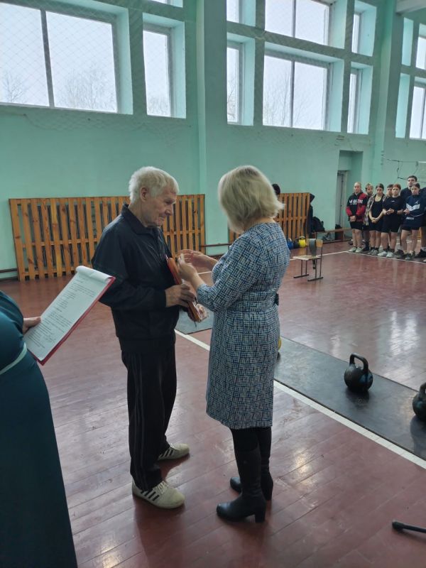 Первенство Заринского района по гиревому спорту, посвящённое 85-летию знаменитого гиревика, многократного чемпиона мира и Европы Александра Грудинина, состоялось в селе Гришино