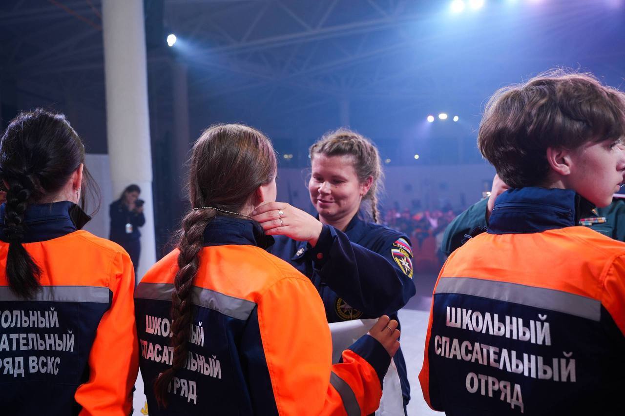 Финал II Всероссийских соревнований среди школьных спасательных отрядов завершился победой команд из Алтайского края Финал II Всероссийских соревнований среди школьных спасательных отрядов завершился победой команд из Алтайского края