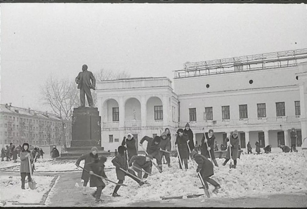 Здание Художественного музея в Барнауле – это, пожалуй, самый известный долгострой в Алтайском крае Здание Художественного музея в Барнауле – это, пожалуй, самый известный долгострой в Алтайском крае