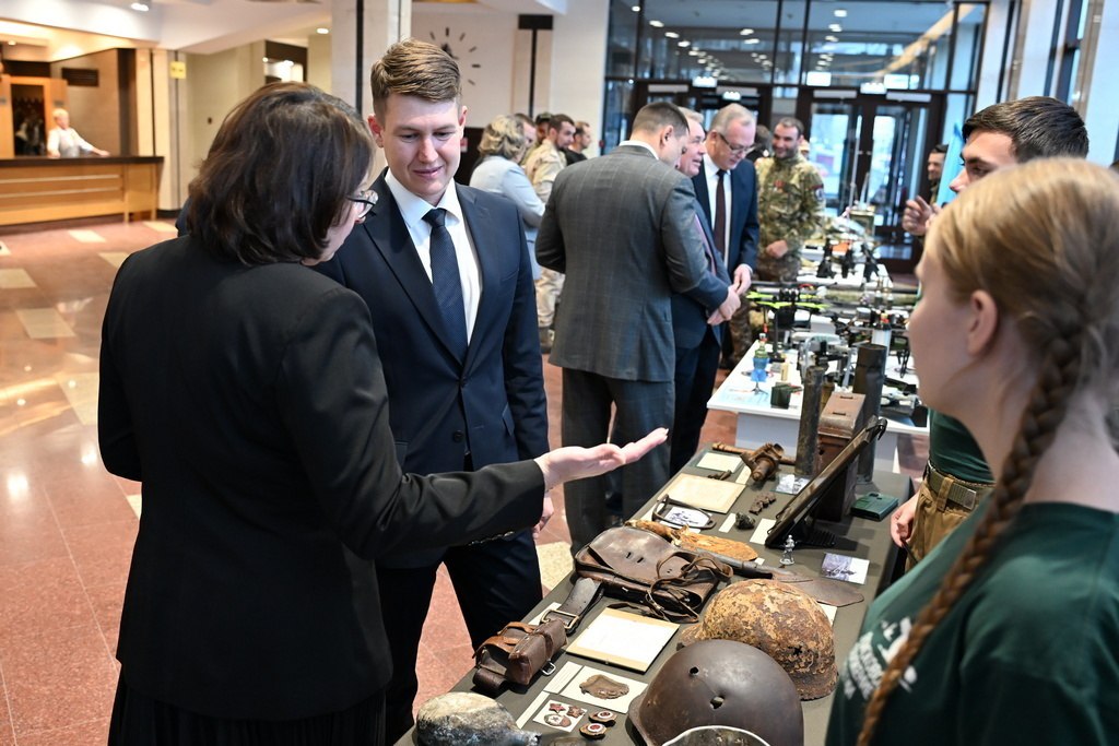 «Время выбрало нас»: в Барнауле состоялась встреча героев фронта и тыла «Время выбрало нас»: в Барнауле состоялась встреча героев фронта и тыла