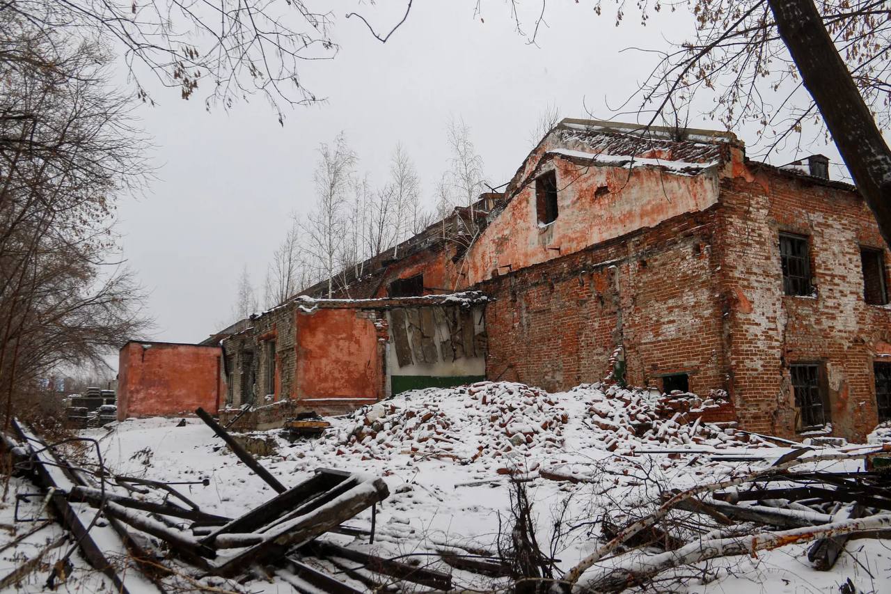 Легендарная барнаульская "Спичка" ожидает реконструкции Легендарная барнаульская "Спичка" ожидает реконструкции