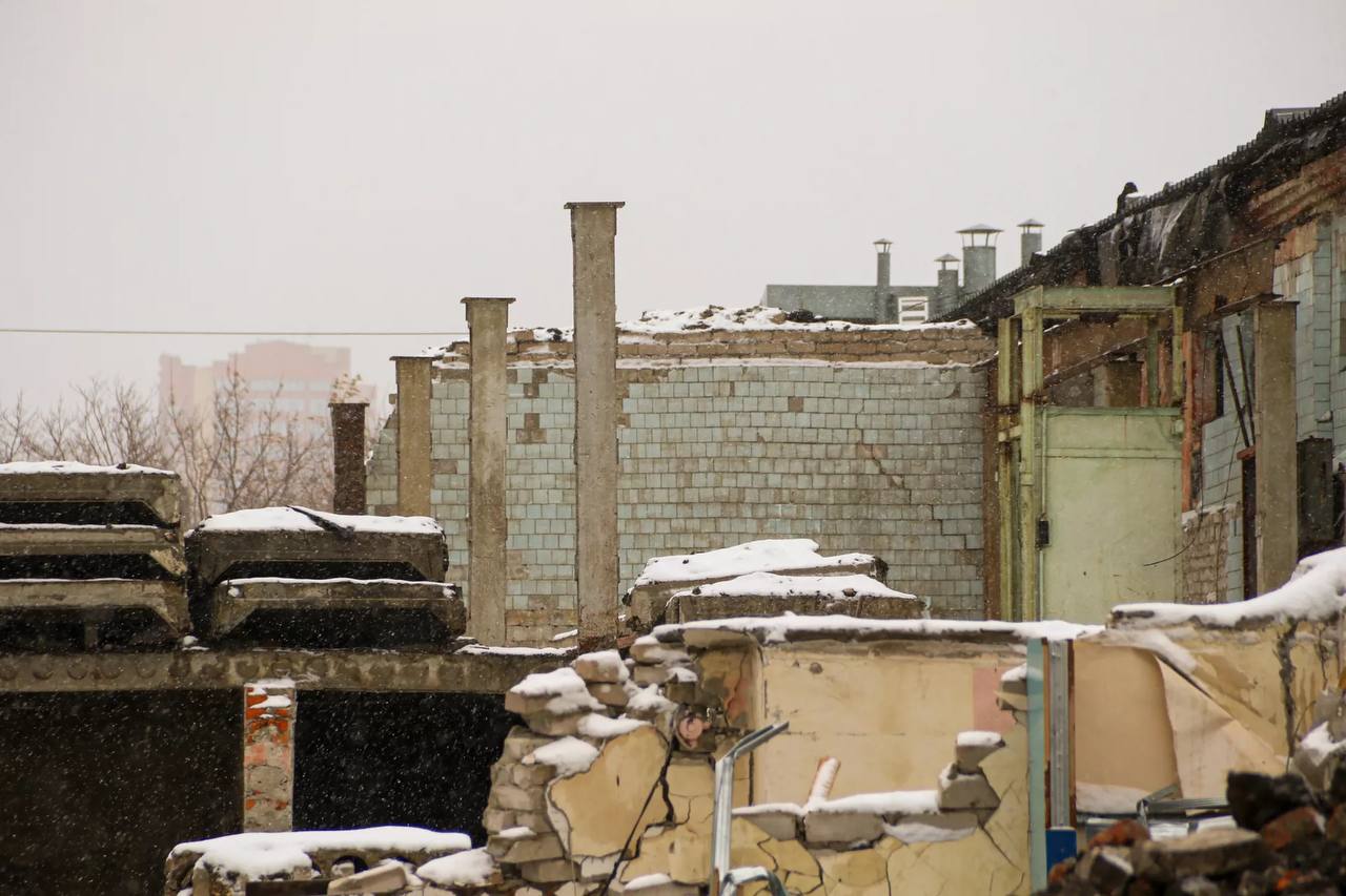 Легендарная барнаульская "Спичка" ожидает реконструкции Легендарная барнаульская "Спичка" ожидает реконструкции