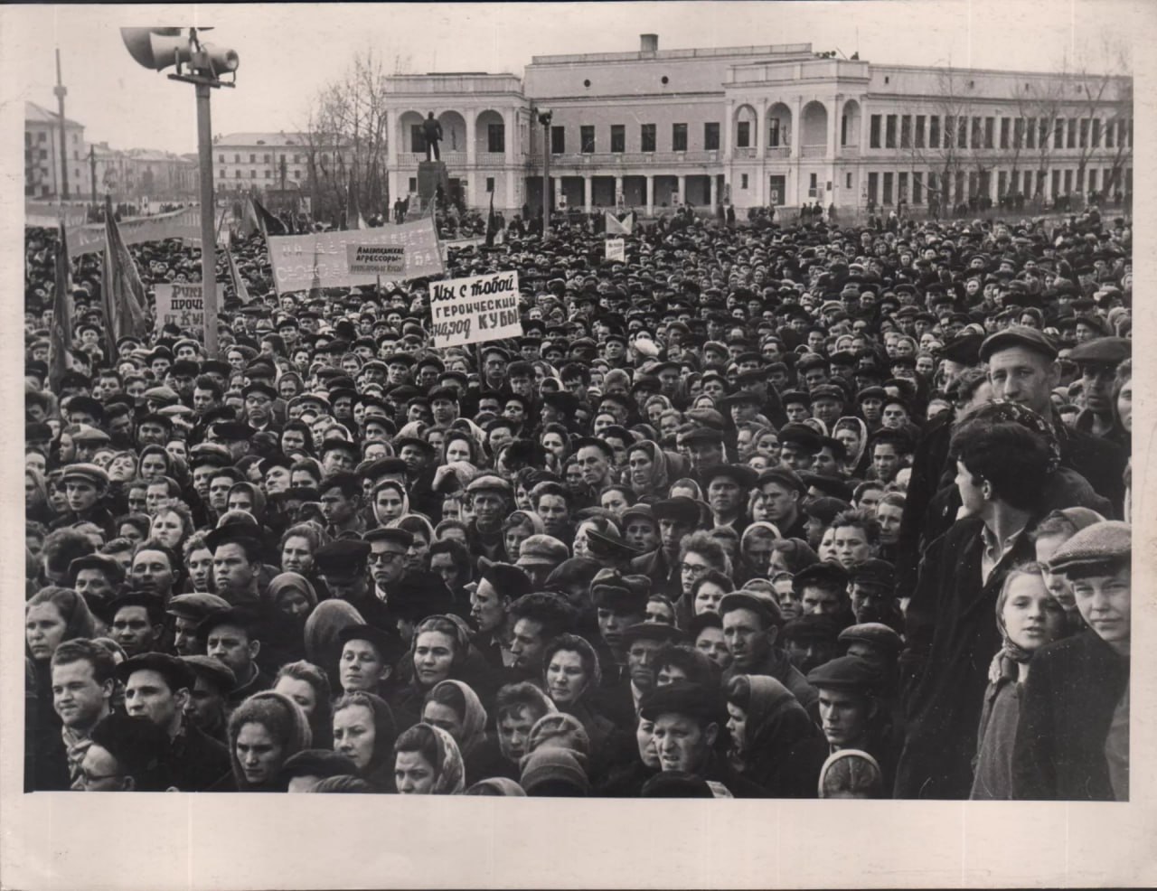 Здание Художественного музея в Барнауле – это, пожалуй, самый известный долгострой в Алтайском крае Здание Художественного музея в Барнауле – это, пожалуй, самый известный долгострой в Алтайском крае