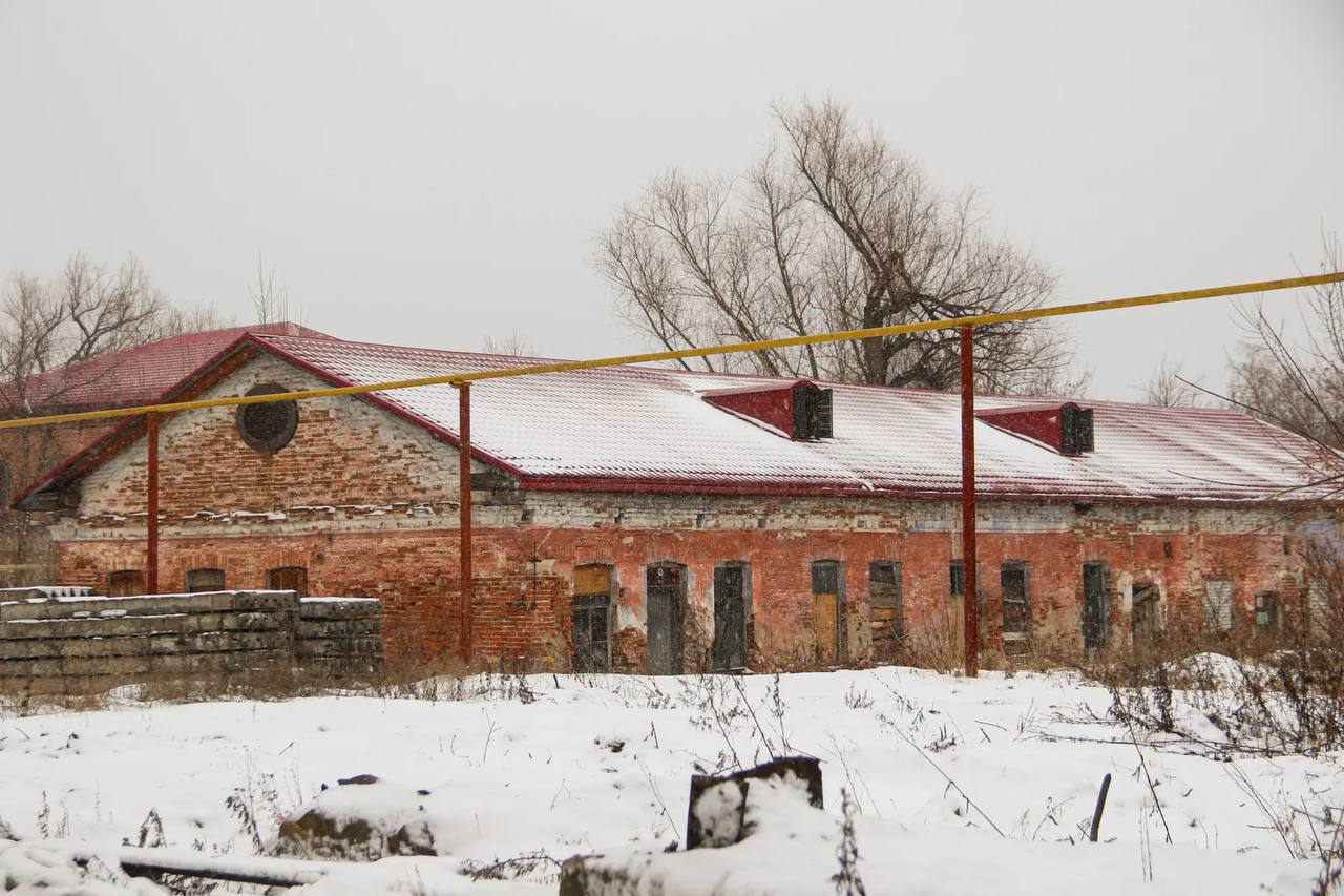 Легендарная барнаульская "Спичка" ожидает реконструкции Легендарная барнаульская "Спичка" ожидает реконструкции