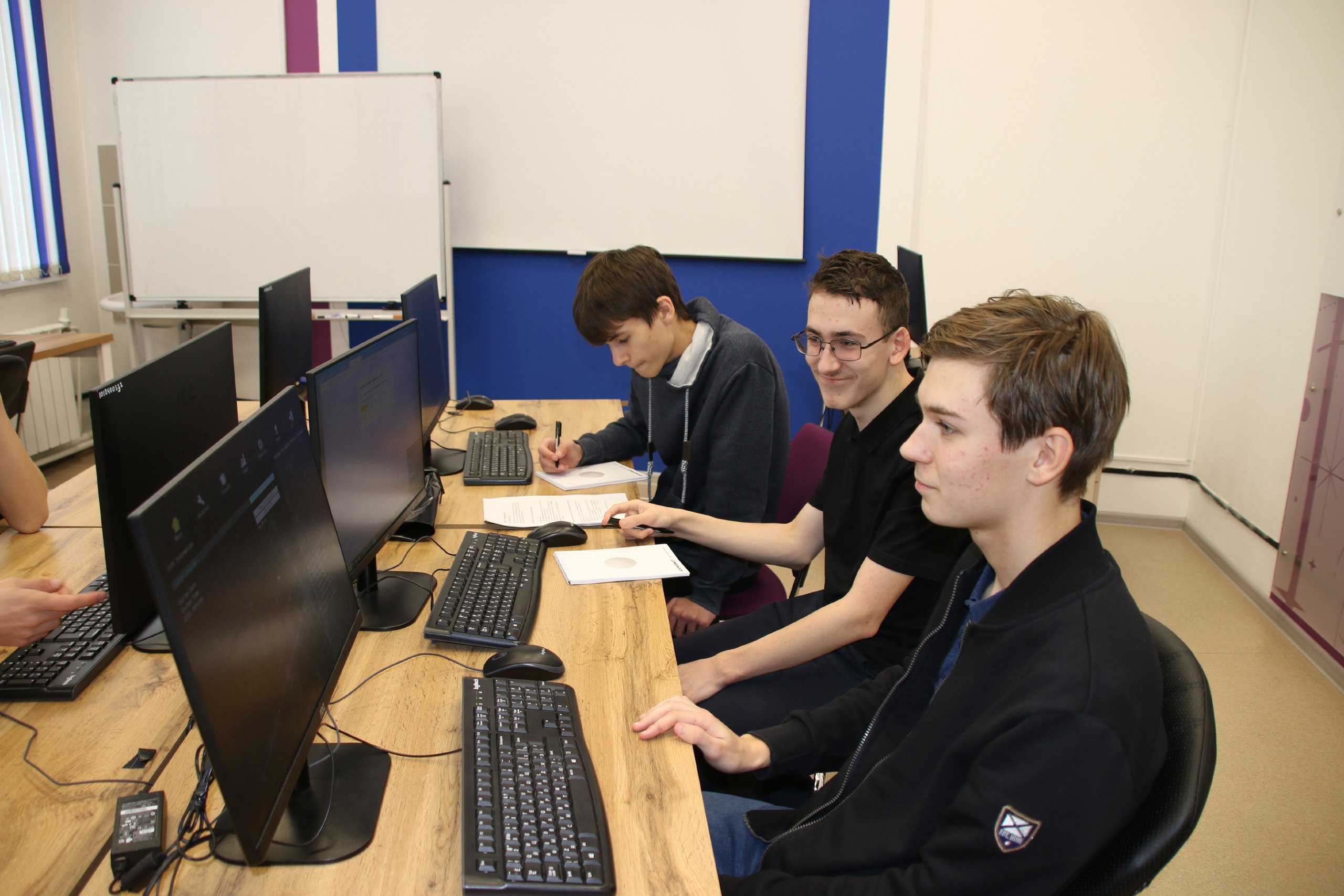 В бийском планетарии в четвёртый раз проходит «КосмоФест» В бийском планетарии в четвёртый раз проходит «КосмоФест»