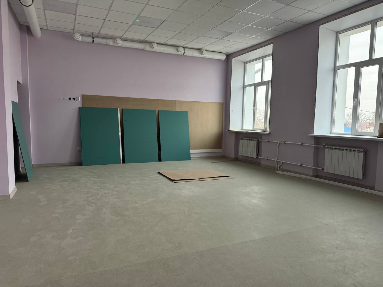 Капитальный ремонт Детско-юношеского центра по ул. Одесской, 6 близится к завершению Капитальный ремонт Детско-юношеского центра по ул. Одесской, 6 близится к завершению