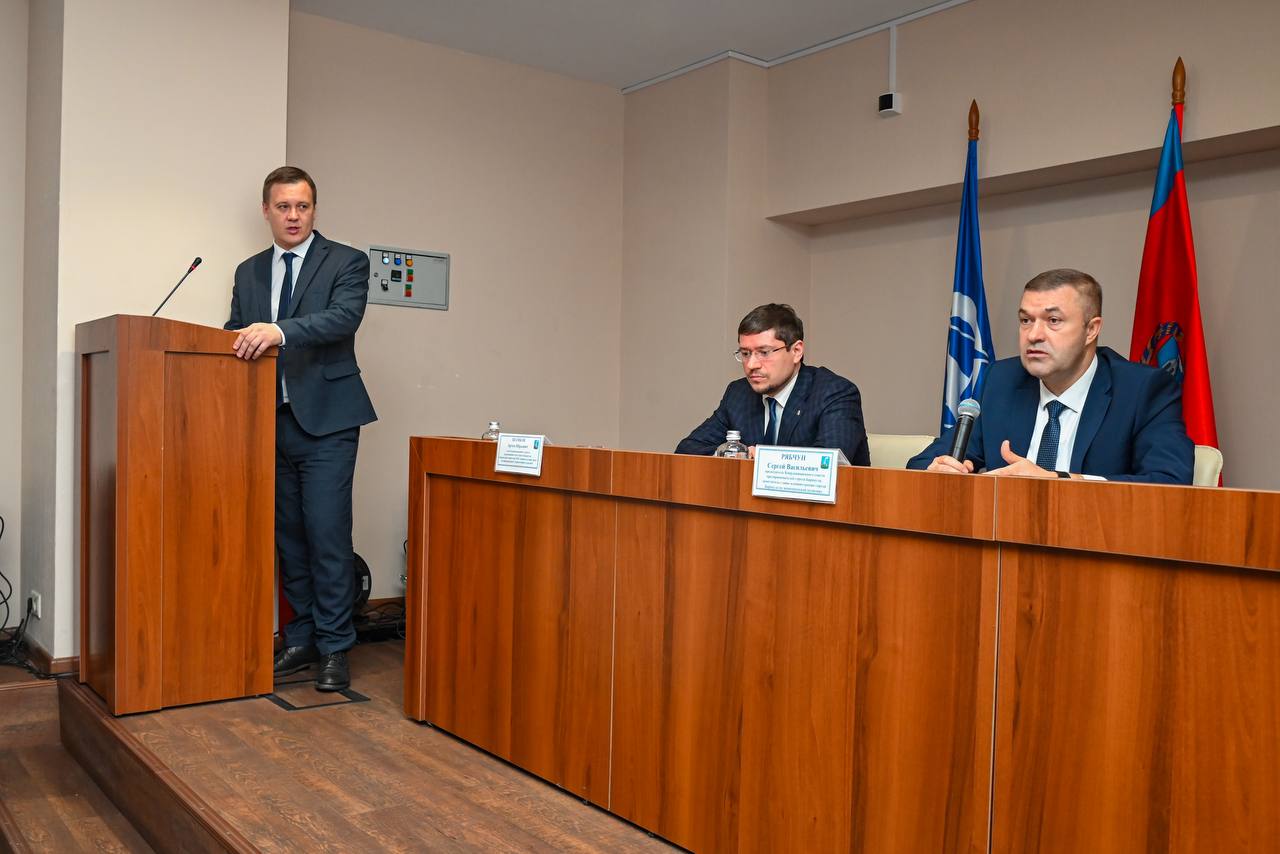 В Барнауле обсудили меры государственной поддержки для предпринимателей В Барнауле обсудили меры государственной поддержки для предпринимателей