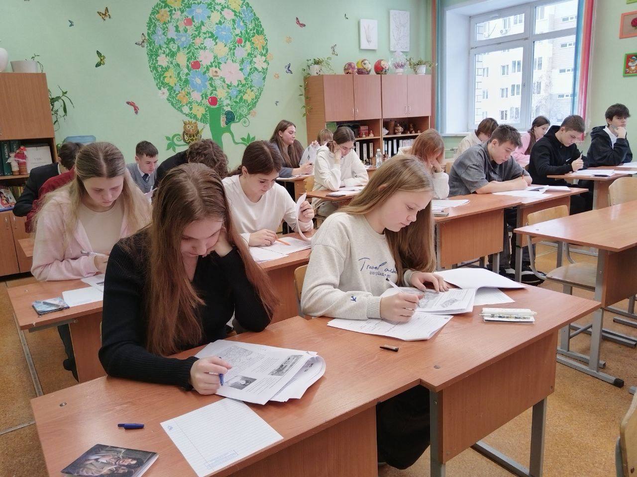 Барнаульские школьники вторую неделю участвуют в муниципальном этапе ВсОШ Барнаульские школьники вторую неделю участвуют в муниципальном этапе ВсОШ