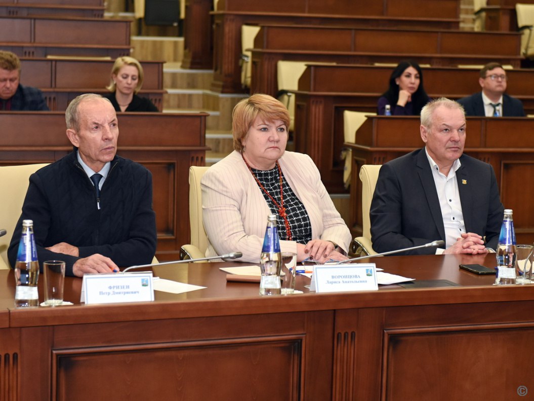 В администрации Барнаула обсудили проект Стратегии развития города до 2036 года В администрации Барнаула обсудили проект Стратегии развития города до 2036 года