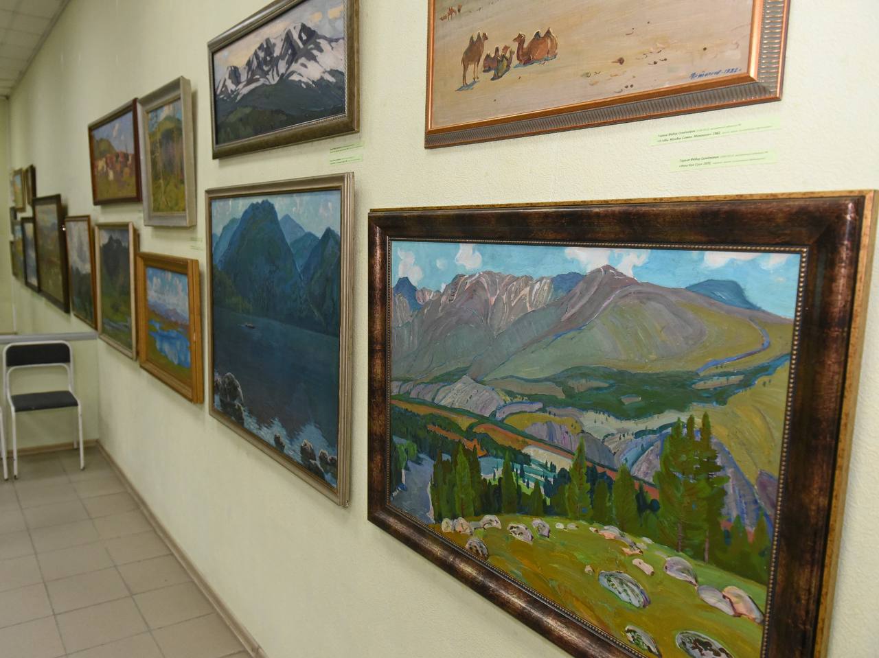 Вячеслав Франк встретился с представителем алтайской династии художников Анатолием Щетининым Вячеслав Франк встретился с представителем алтайской династии художников Анатолием Щетининым