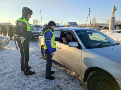 14 ноября 2025 года юные инспекторы движения отряда «Хранители дорог» совместно с сотрудниками ГИБДД МО МВД «Каменский» провели профилактическую акцию «Ангел в дорогу», приуроченную к Всемирному дню памяти жертв...