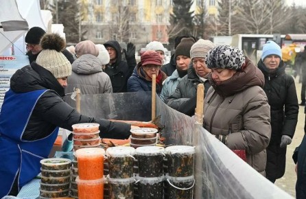 В Барнауле прошли заключительные в осеннем сезоне продовольственные ярмарки