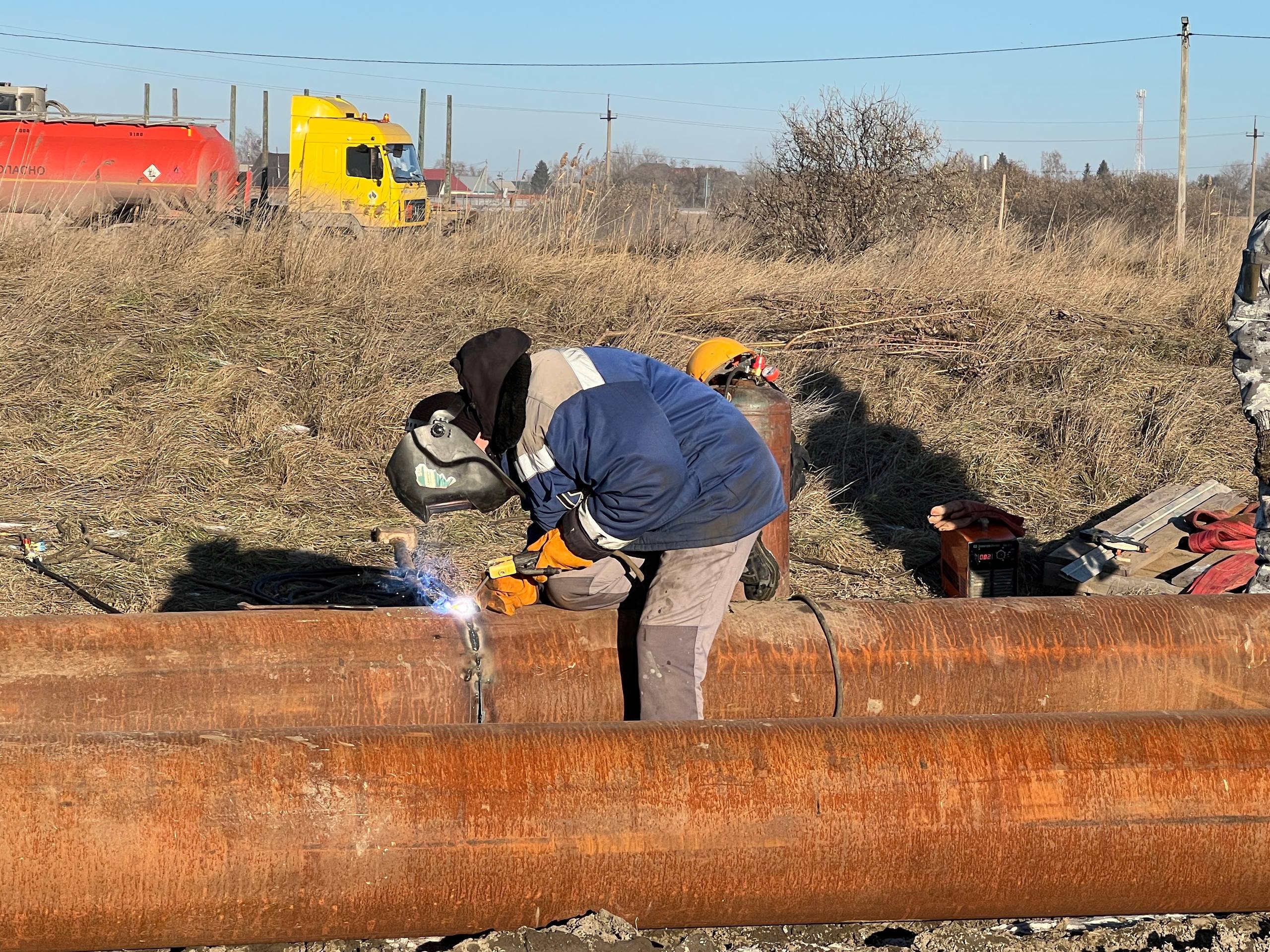Сегодня провел выездное совещание с представителями АО «Юго-Западное ДСУ» на месте капитального ремонта моста по улице Тракторной Сегодня провел выездное совещание с представителями АО «Юго-Западное ДСУ» на месте капитального ремонта моста по улице Тракторной