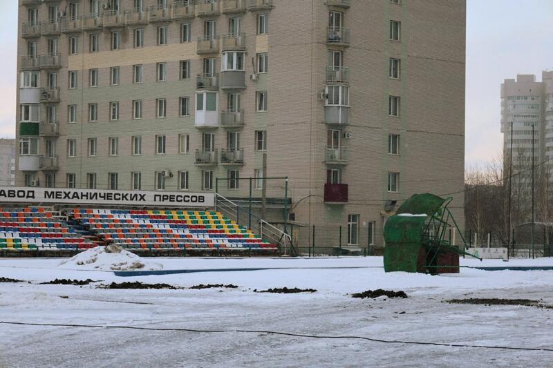 Стадион по хоккею "Коммунальщик" в Барнауле начали готовить к застройке очередным ЖК Стадион по хоккею "Коммунальщик" в Барнауле начали готовить к застройке очередным ЖК