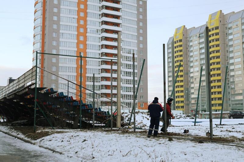 Стадион по хоккею "Коммунальщик" в Барнауле начали готовить к застройке очередным ЖК Стадион по хоккею "Коммунальщик" в Барнауле начали готовить к застройке очередным ЖК