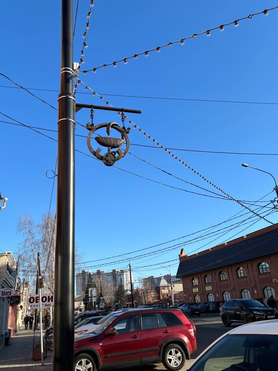 На улице Льва Толстого в Барнауле появились указатели в историческом стиле На улице Льва Толстого в Барнауле появились указатели в историческом стиле