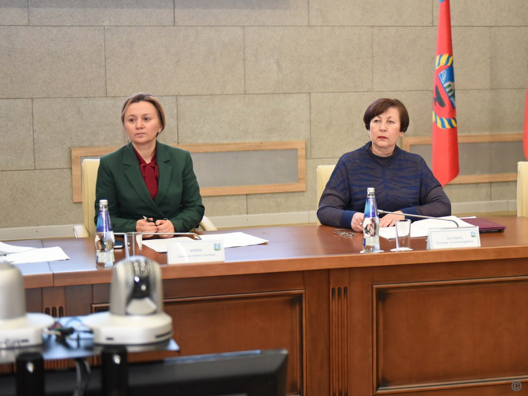 В администрации города Барнаула обсудили внесение изменений в Правила благоустройства В администрации города Барнаула обсудили внесение изменений в Правила благоустройства