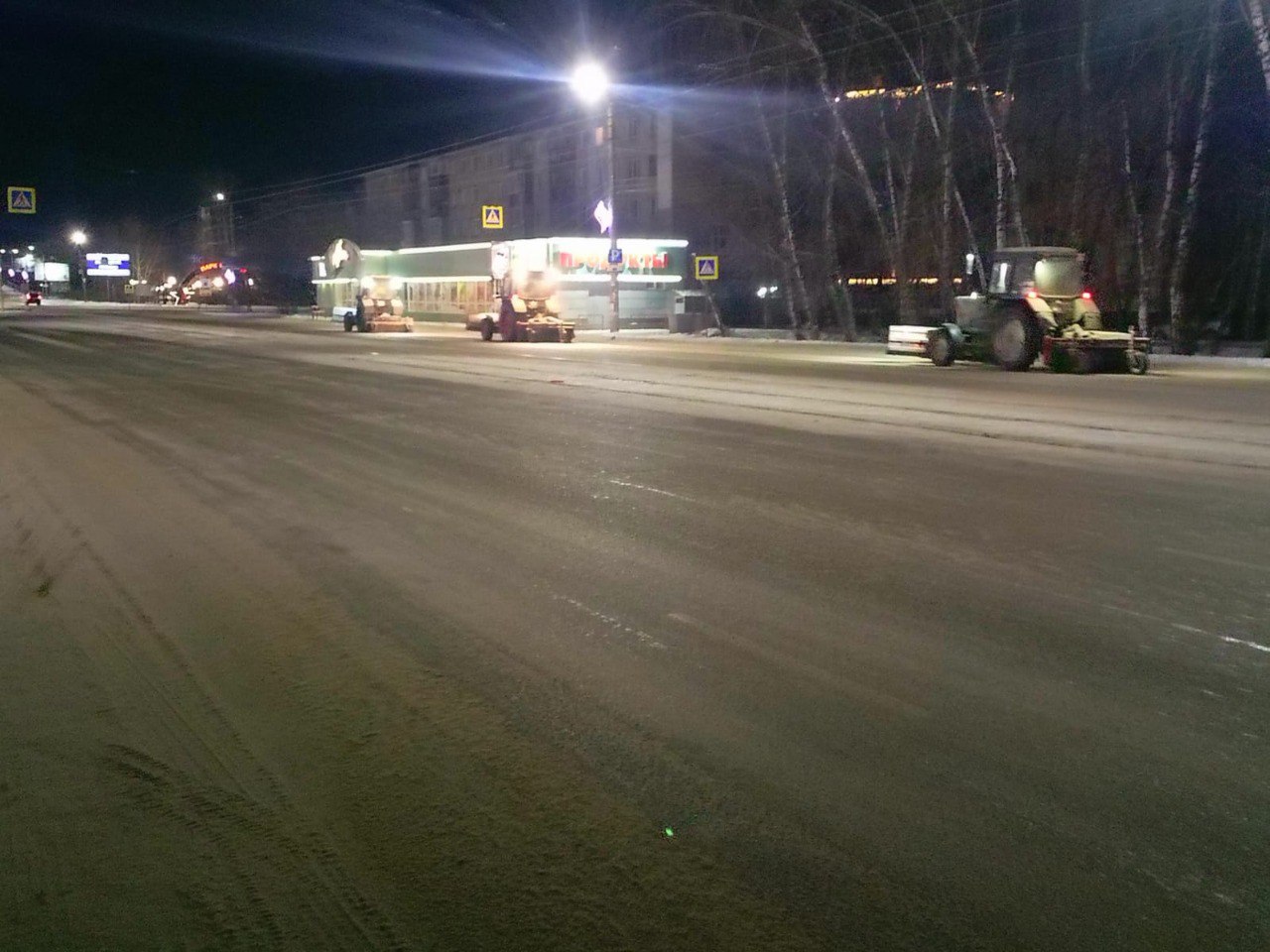 Виктор Щигрев: В плановом порядке коммунальные службы Бийска проводят работы по благоустройству городских улиц Виктор Щигрев: В плановом порядке коммунальные службы Бийска проводят работы по благоустройству городских улиц