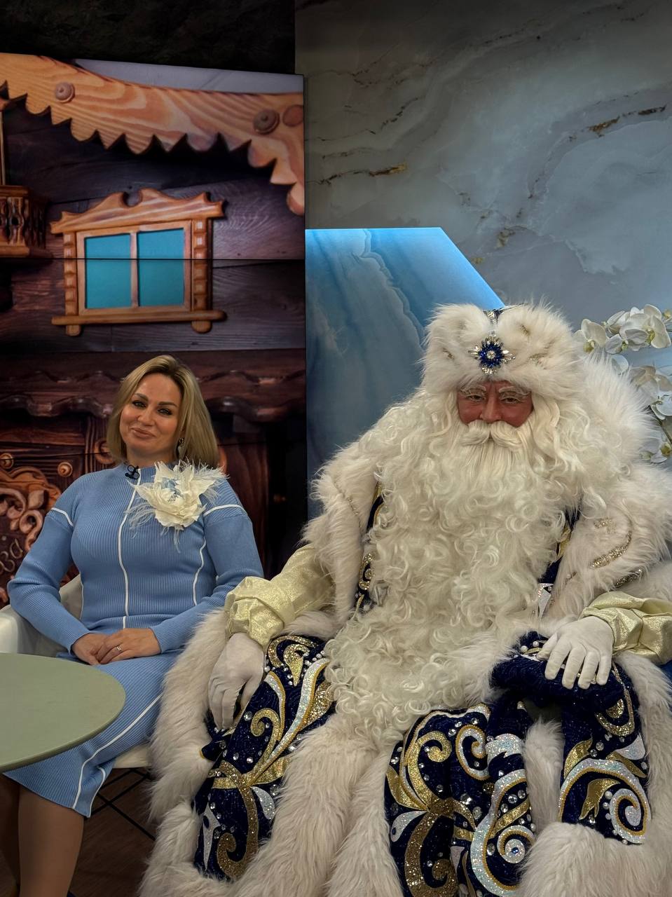 До Нового года ещё полтора месяца, но волшебство уже начинает подкрадываться…