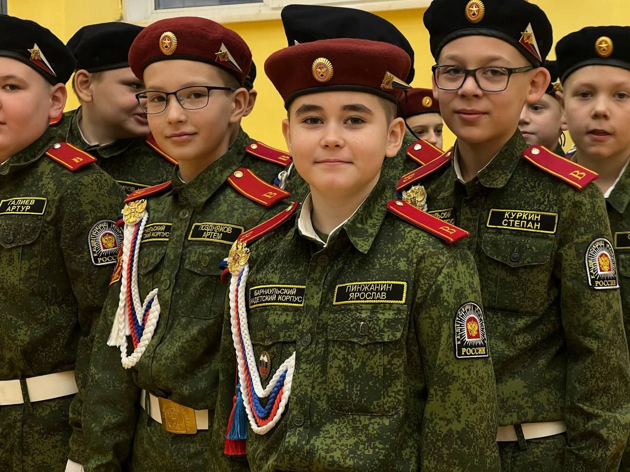 Работники прокуратуры Алтайского края приняли участие в открытом уроке в муниципальном бюджетном образовательном учреждении "Барнаульский кадетский корпус" Работники прокуратуры Алтайского края приняли участие в открытом уроке в муниципальном бюджетном образовательном учреждении "Барнаульский кадетский корпус"