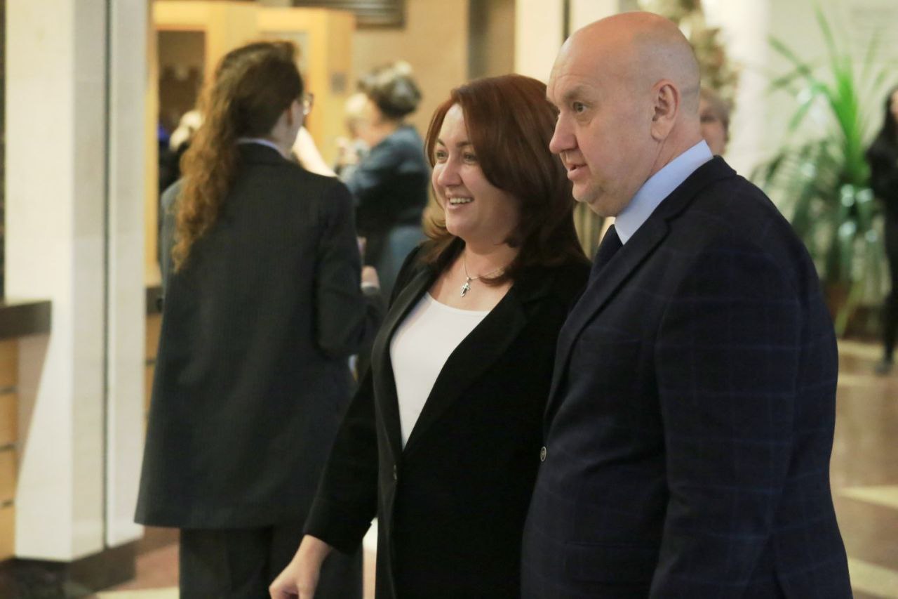 Весь вечер будем ловить гостей премии в объектив! Обязательно найдите себя в большом фотоотчете на сайте amic.ru Весь вечер будем ловить гостей премии в объектив! Обязательно найдите себя в большом фотоотчете на сайте amic.ru