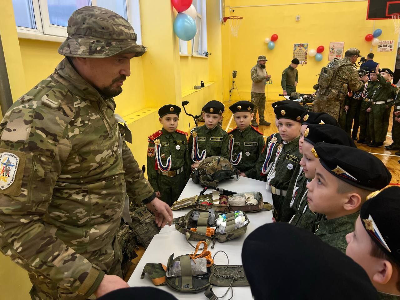 Работники прокуратуры Алтайского края приняли участие в открытом уроке в муниципальном бюджетном образовательном учреждении "Барнаульский кадетский корпус" Работники прокуратуры Алтайского края приняли участие в открытом уроке в муниципальном бюджетном образовательном учреждении "Барнаульский кадетский корпус"