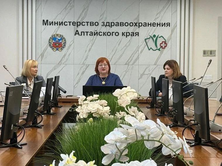 Ведущие эксперты Алтайского края в области микробиологии, фармакологии и клинической практики рассказали об угрозе антимикробной резистентности