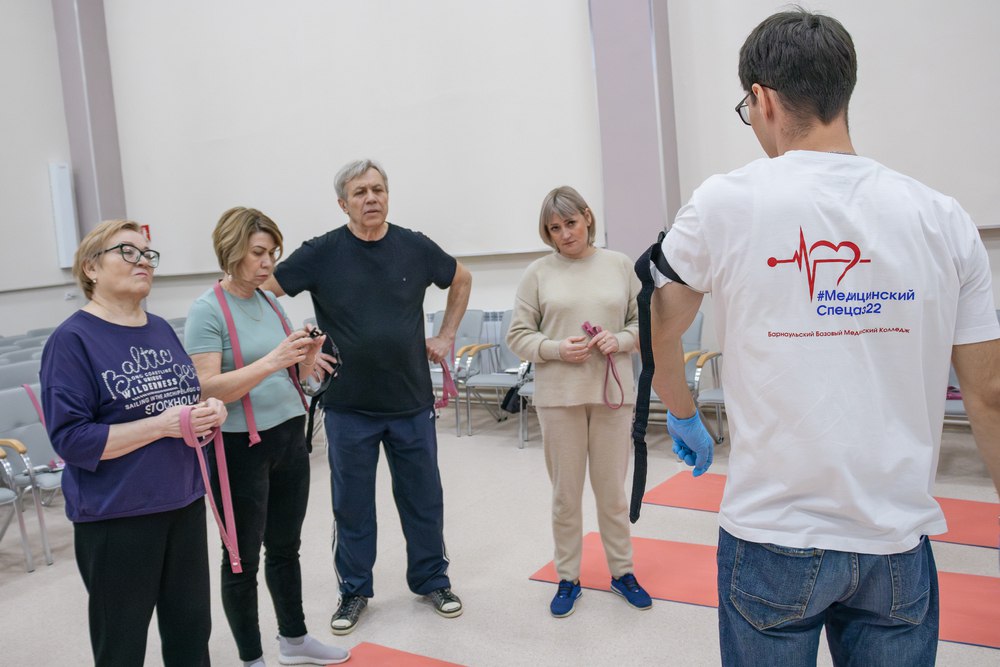 С начала года азам первой помощи обучились более 200 тысяч жителей Алтайского края С начала года азам первой помощи обучились более 200 тысяч жителей Алтайского края