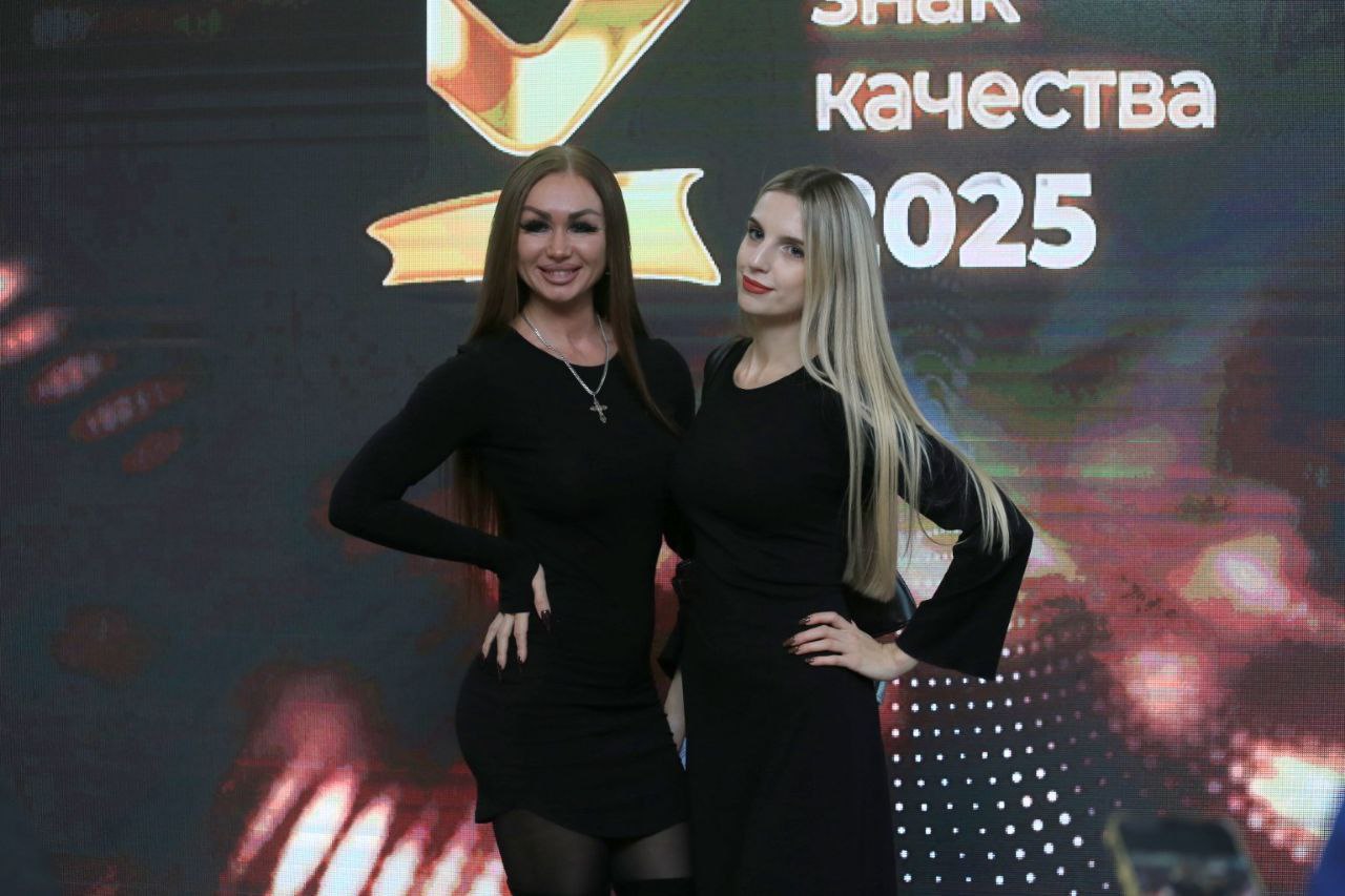 Весь вечер будем ловить гостей премии в объектив! Обязательно найдите себя в большом фотоотчете на сайте amic.ru Весь вечер будем ловить гостей премии в объектив! Обязательно найдите себя в большом фотоотчете на сайте amic.ru