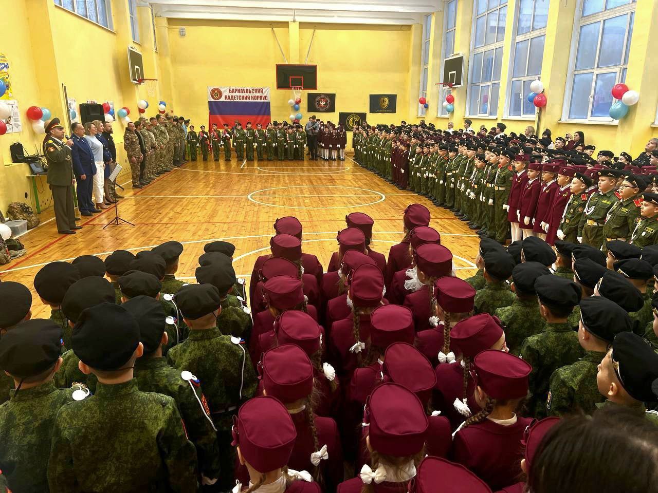 Работники прокуратуры Алтайского края приняли участие в открытом уроке в муниципальном бюджетном образовательном учреждении "Барнаульский кадетский корпус" Работники прокуратуры Алтайского края приняли участие в открытом уроке в муниципальном бюджетном образовательном учреждении "Барнаульский кадетский корпус"