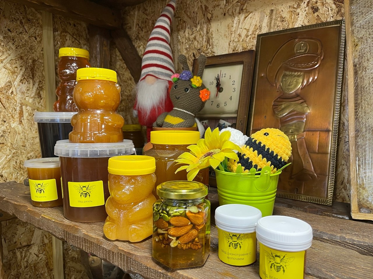 Рубцовчанка Юлия Ильичева борется за звание лучшего пчеловода Алтайского края Рубцовчанка Юлия Ильичева борется за звание лучшего пчеловода Алтайского края