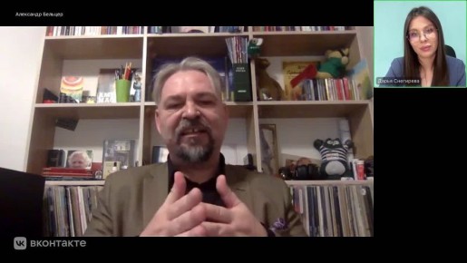        ?        ,          ?    ?